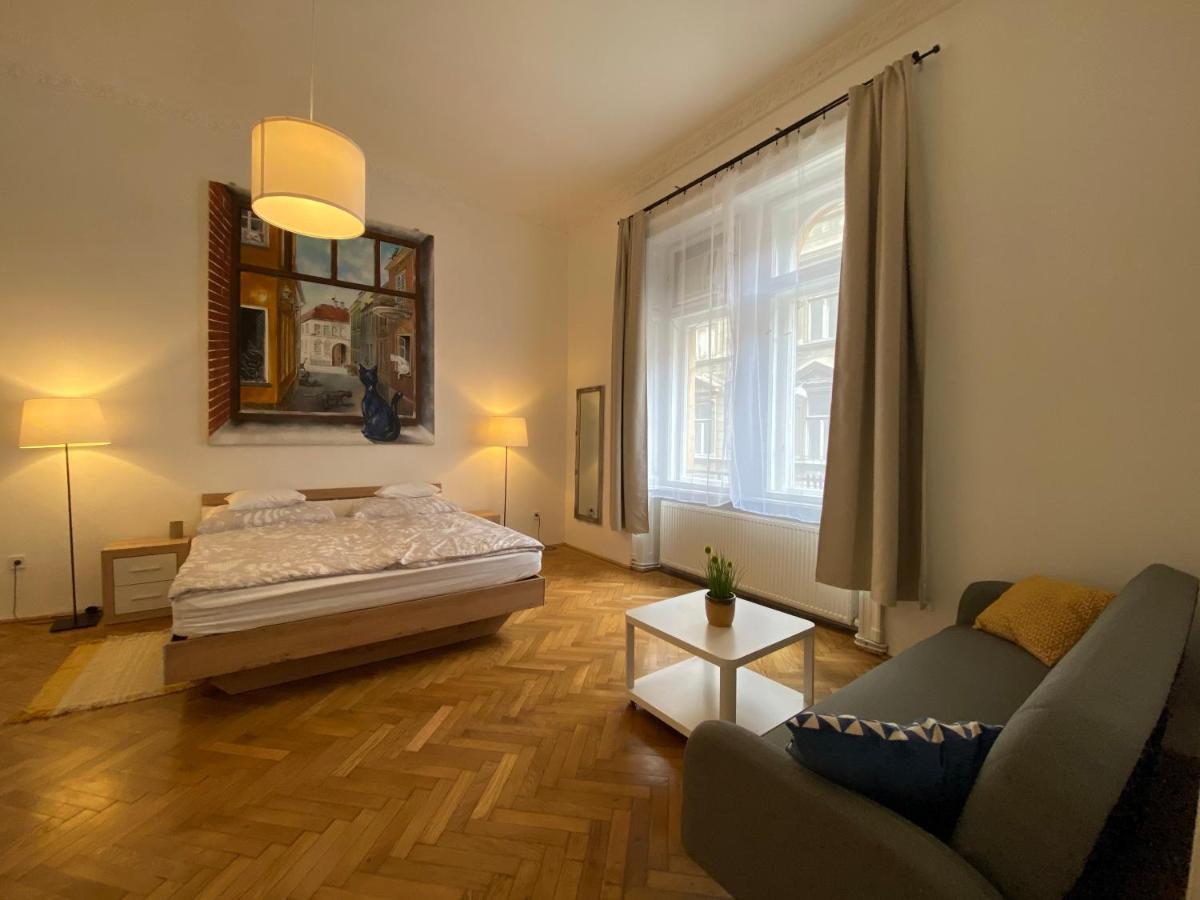 3 Bedrooms- Central Quarter Apartment Budapest Exterior foto